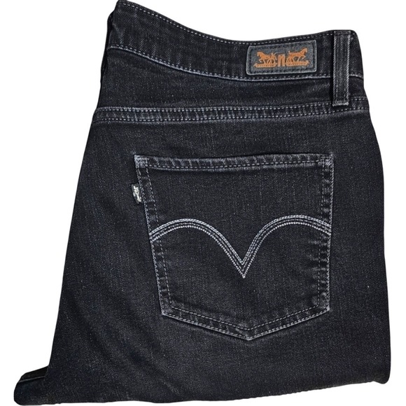 Levi's Denim - Black Levis with no tags.  In between a straight and skinny.  Waist is 17.